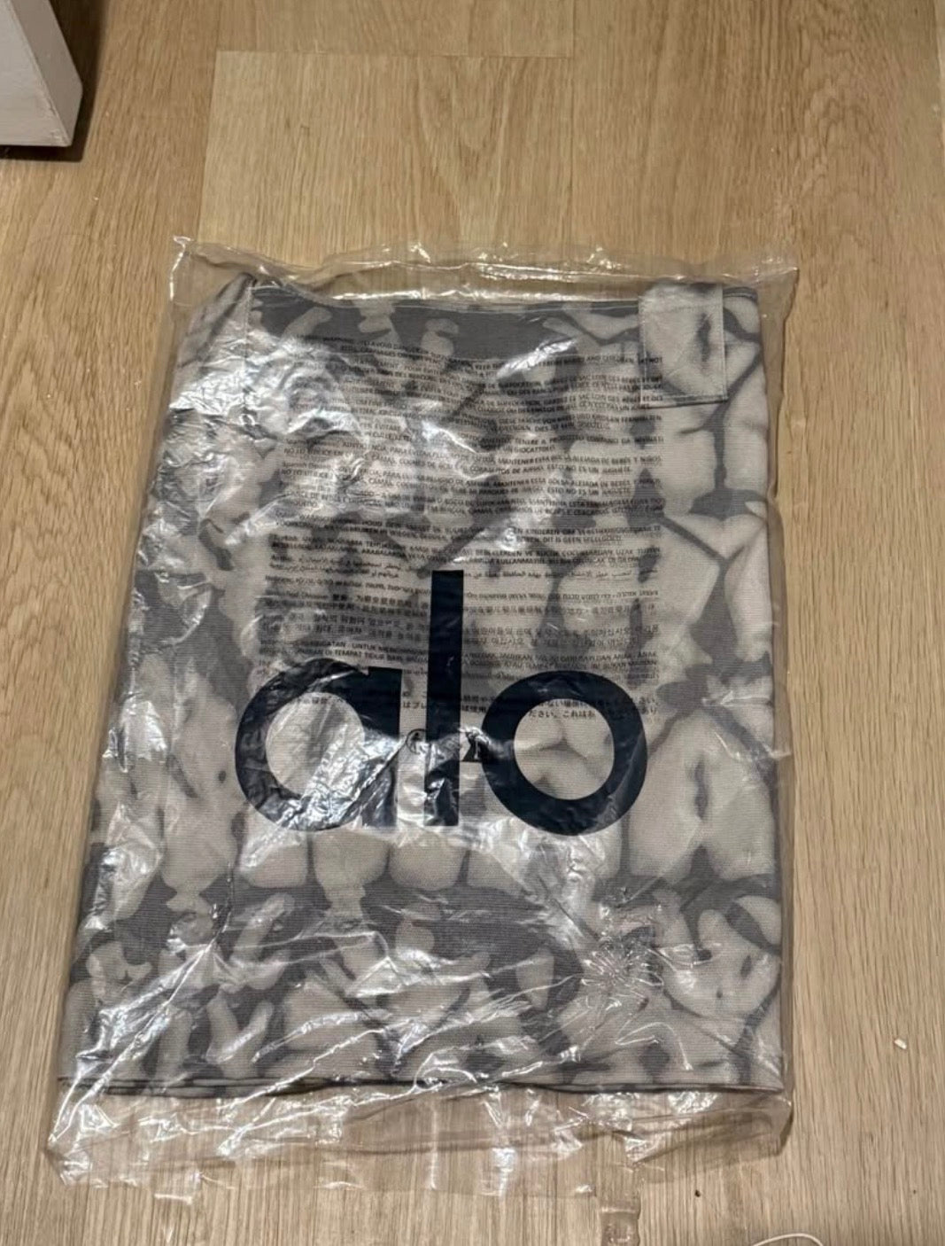 Sac ALO neuf authentique 8x