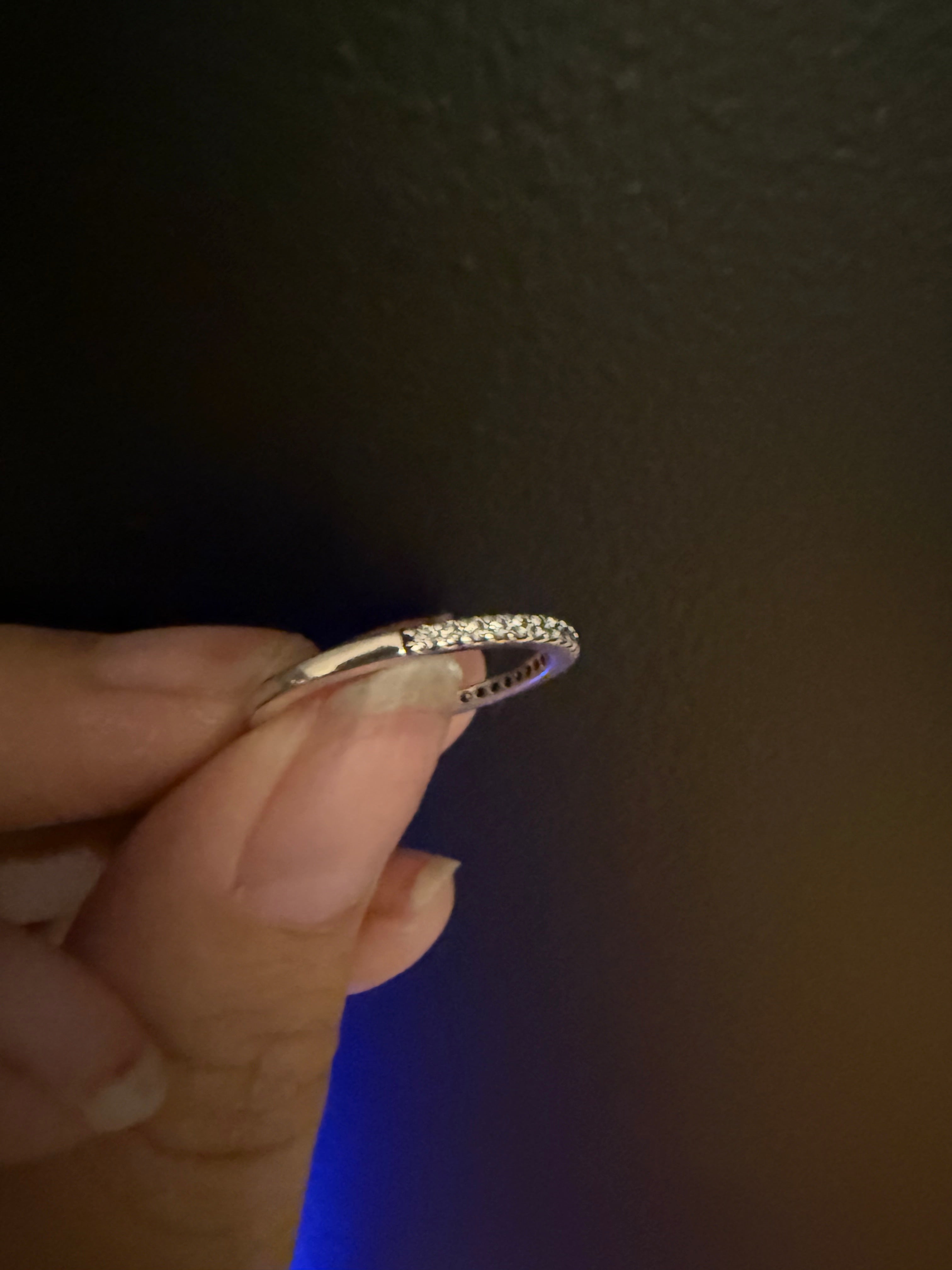 Anneau demi éternité en pavé avec diamant cultivé en laboratoire Pandora Era taille 7
