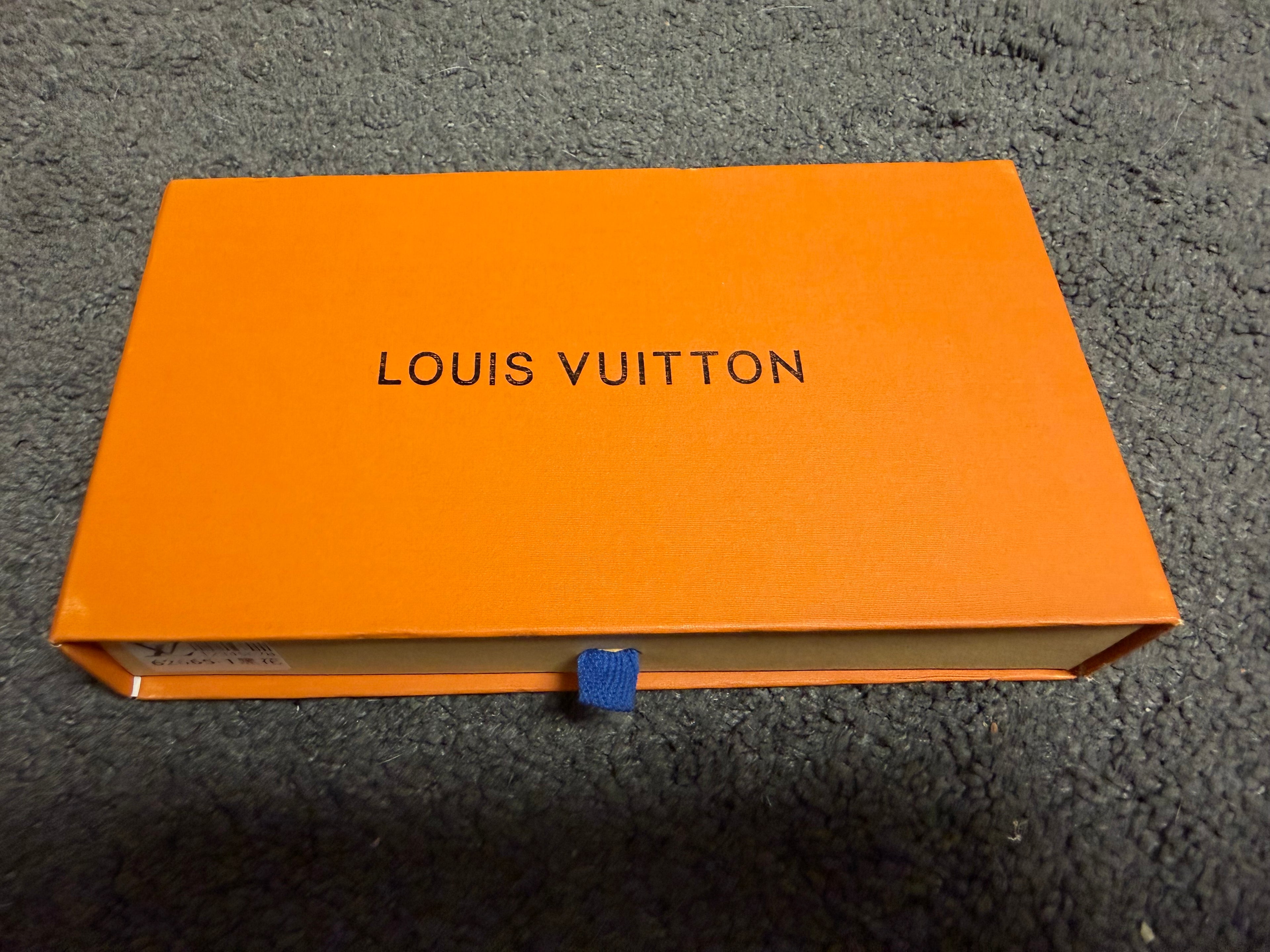 Louis Vuitton Brazza Wallet