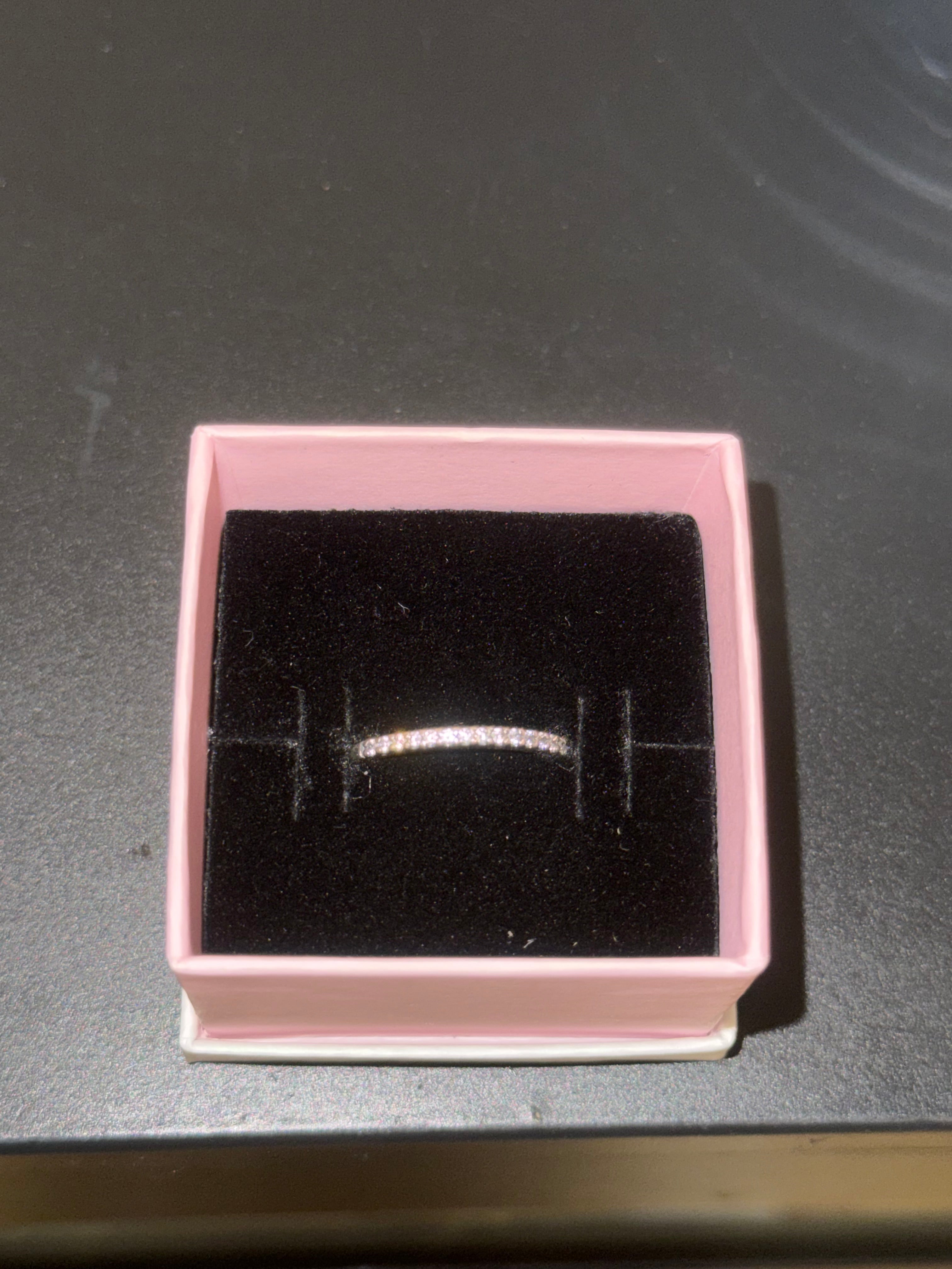 Anneau demi éternité en pavé avec diamant cultivé en laboratoire Pandora Era taille 7
