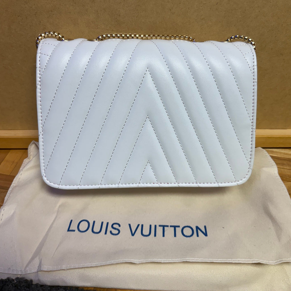 Sac Louis Vuitton modèle New Wave.