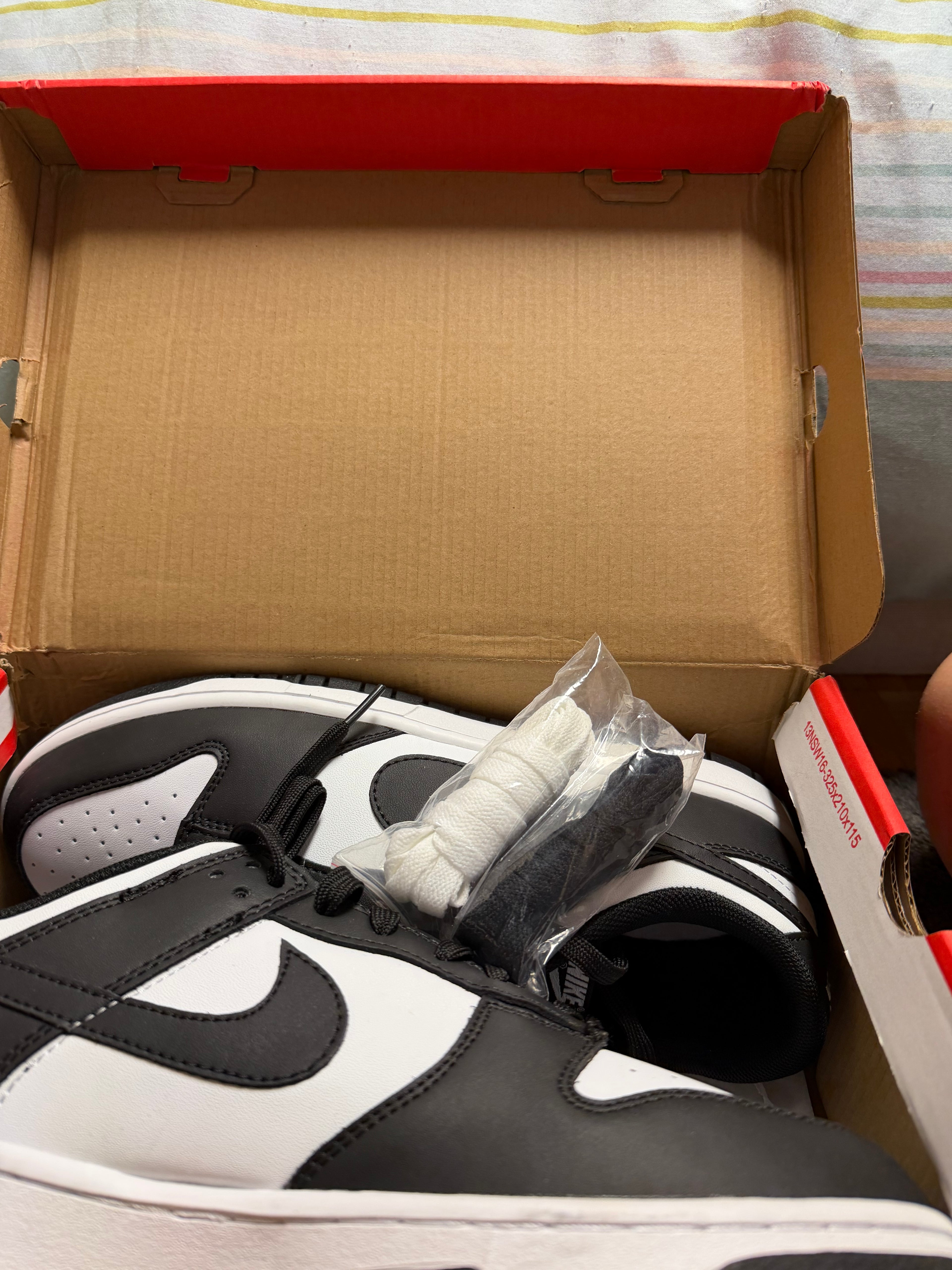 Soulier Homme Nike Dunk Low Panda