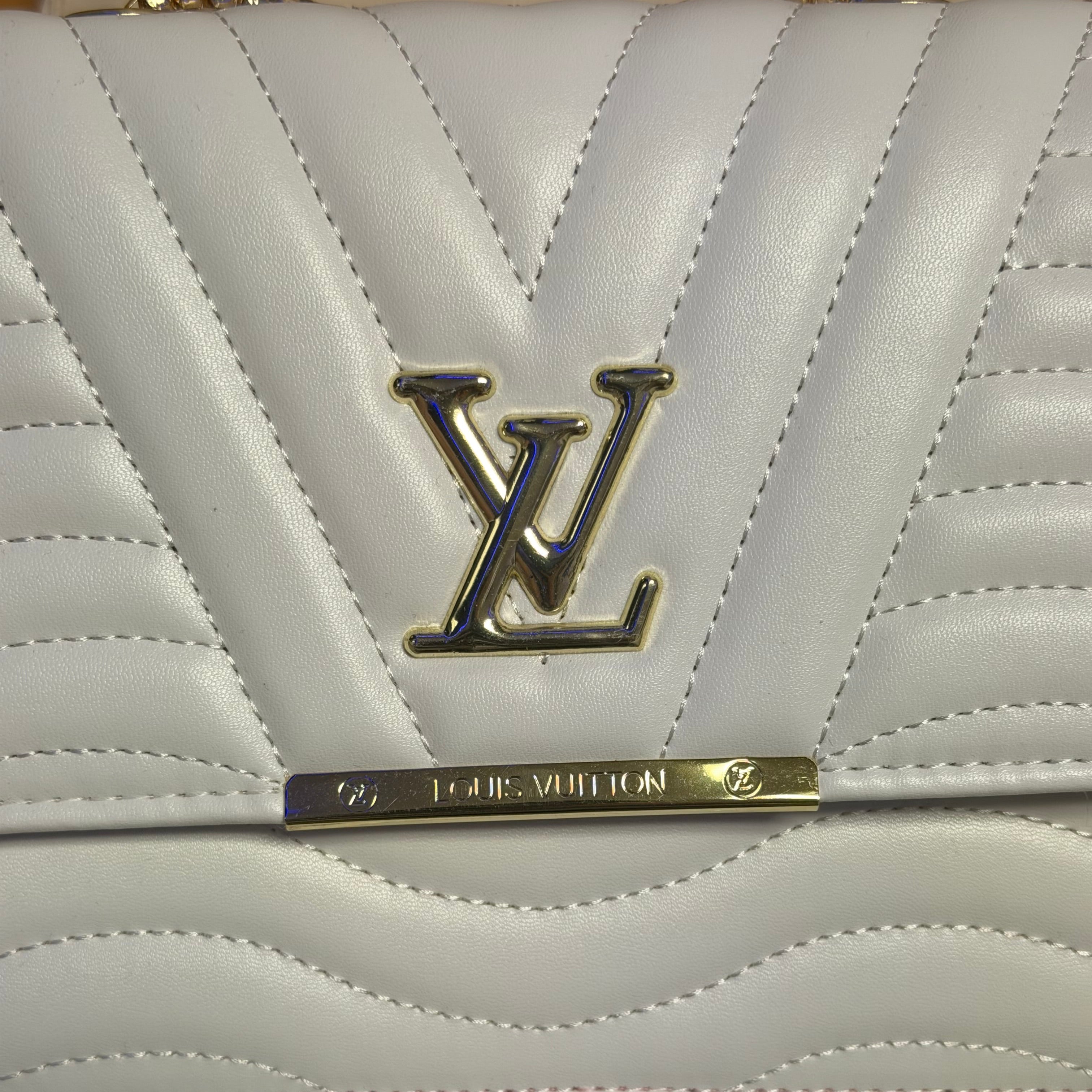 Sac Louis Vuitton modèle New Wave.