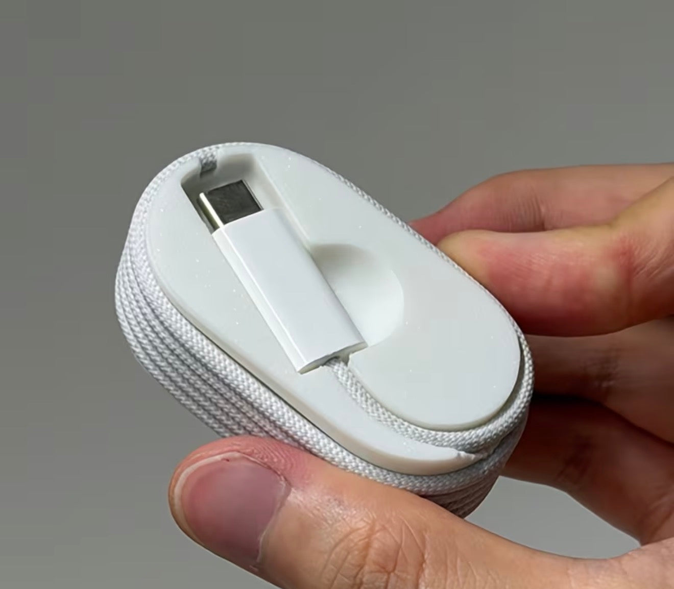 Organisateur de câble de charge