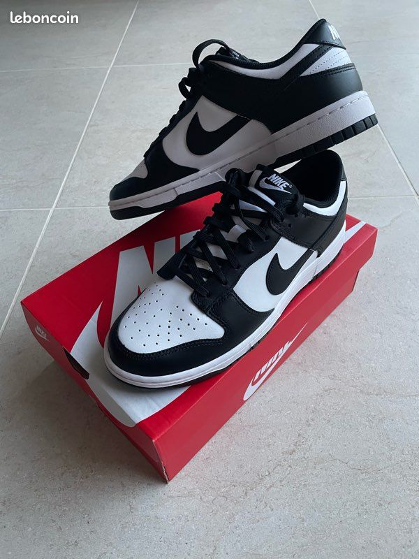 Soulier Homme Nike Dunk Low Panda
